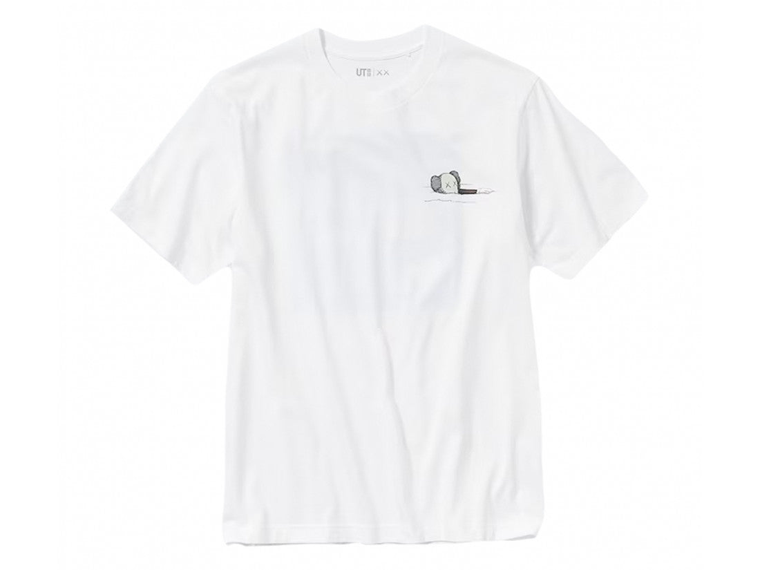 KAWS x Uniqlo UT Short
Sleeve Artbook Cover