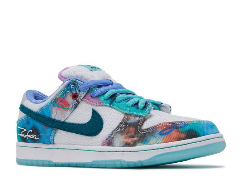Nike SB Dunk Low Futura Laboratories Bleached Aqua