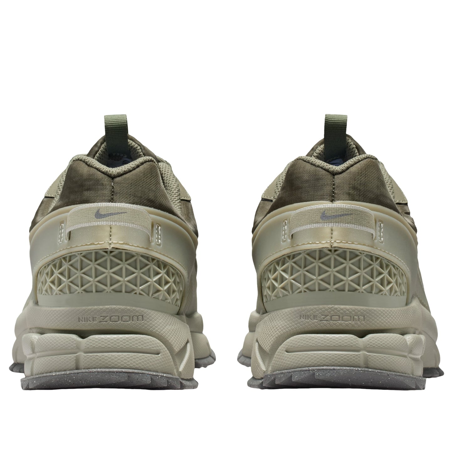 Nike Zoom Vomero 5 Roam Silver Sage Spruce Fog