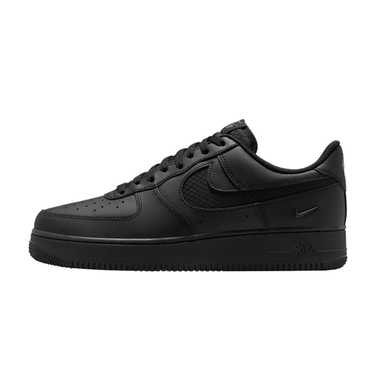 Nike Air Force 1 Low SE Triple Black Ripstop