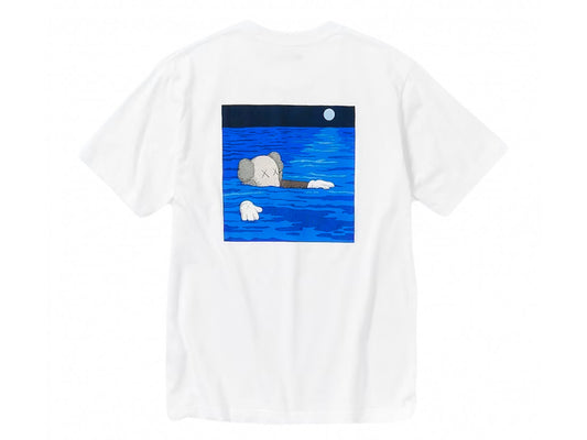 KAWS x Uniqlo UT Short
Sleeve Artbook Cover