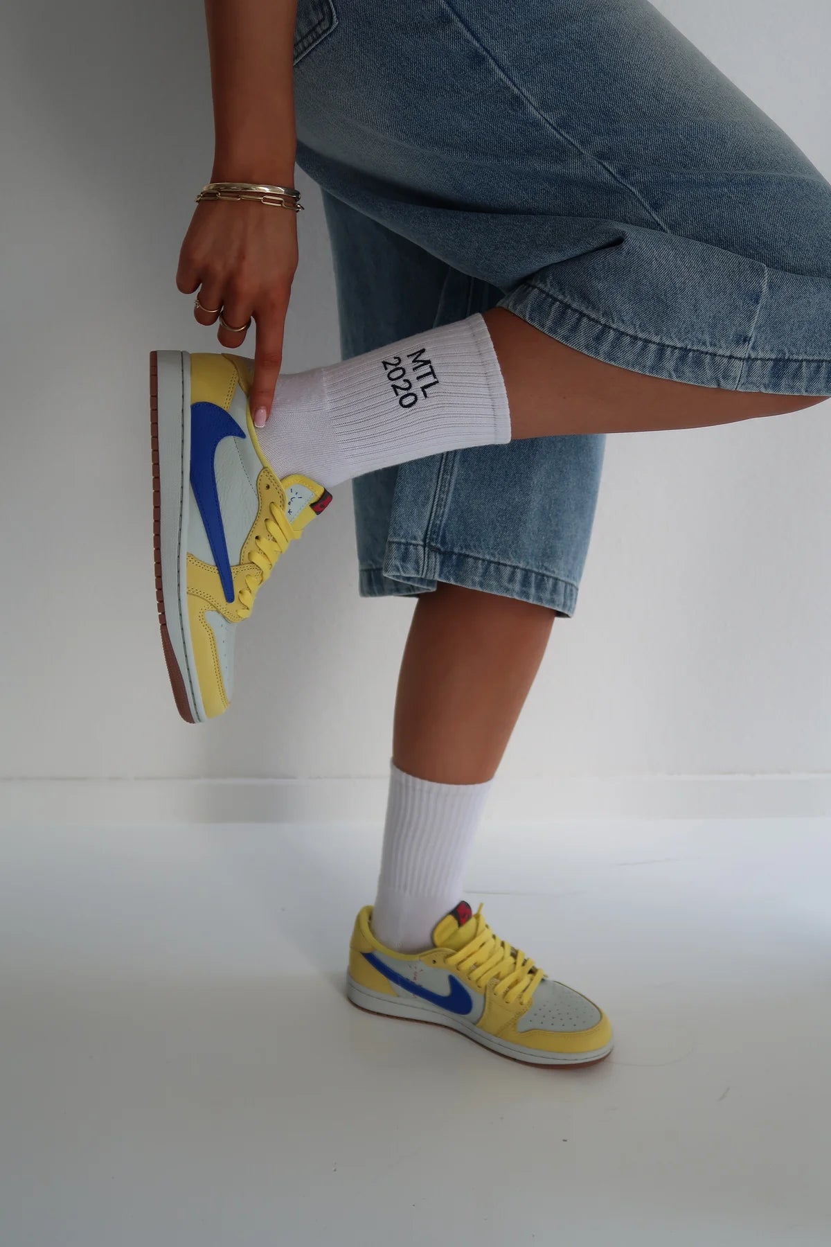 Jordan 1 Retro Low OG SP 'Travis Scott Canary' (W)