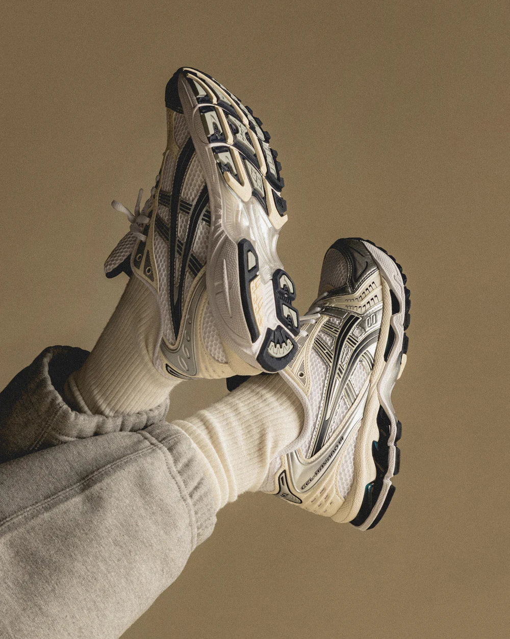 ASICS Gel-Kayano 14 White
Midnight