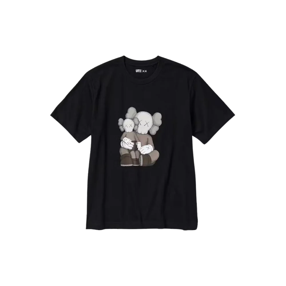 KAWS x Uniqlo UT Short
Sleeve Graphic T-shirt Black