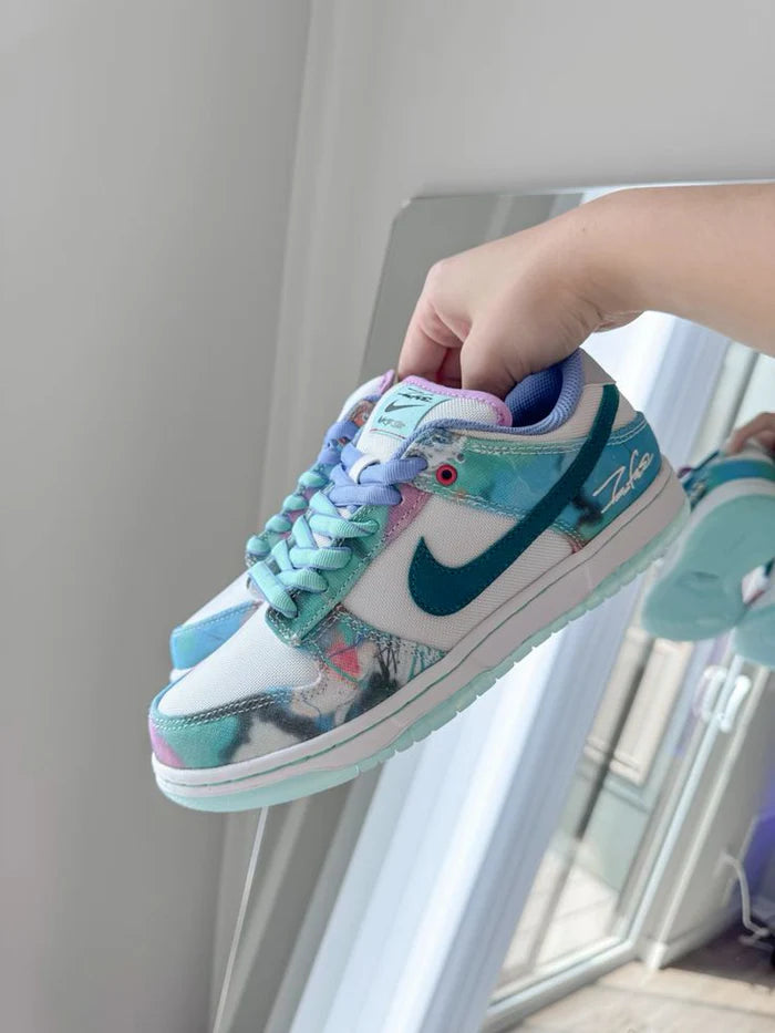Nike SB Dunk Low Futura Laboratories Bleached Aqua
