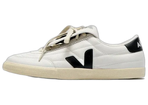 Veja Panenka Leather Magliano White