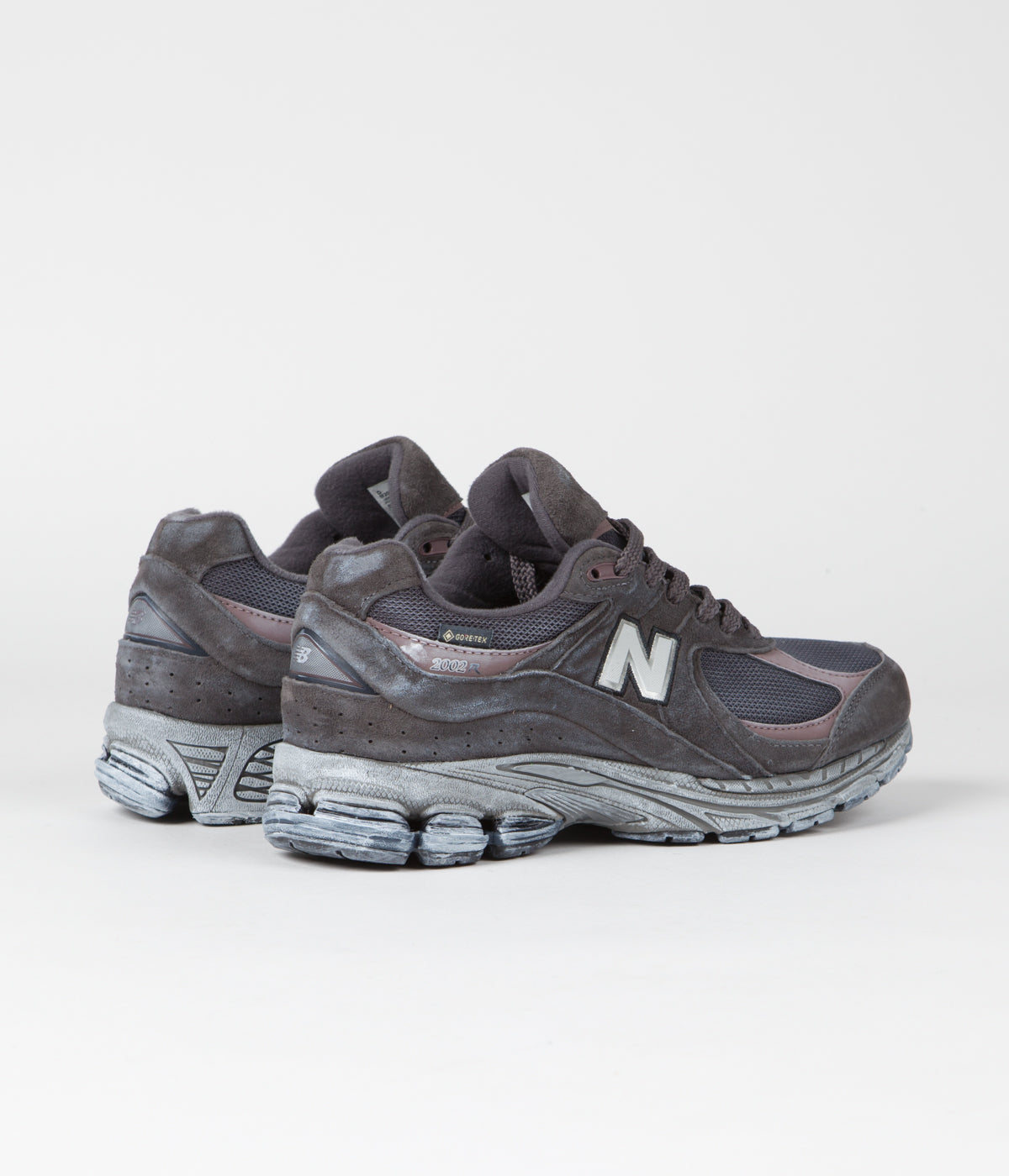 New Balance 2002R Gore-Tex Magnet Mood Indigo