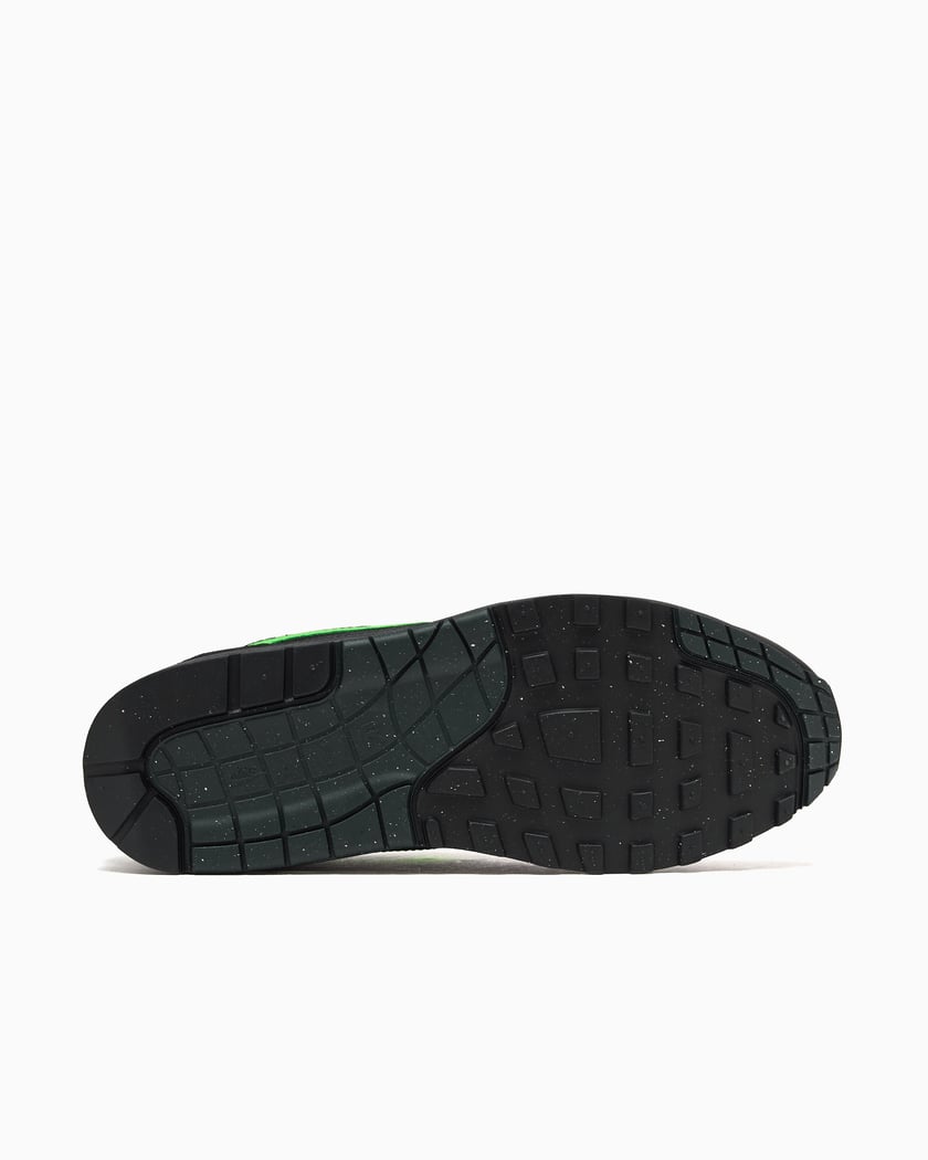 Nike Air Max 1 Essential Black Green Strike
