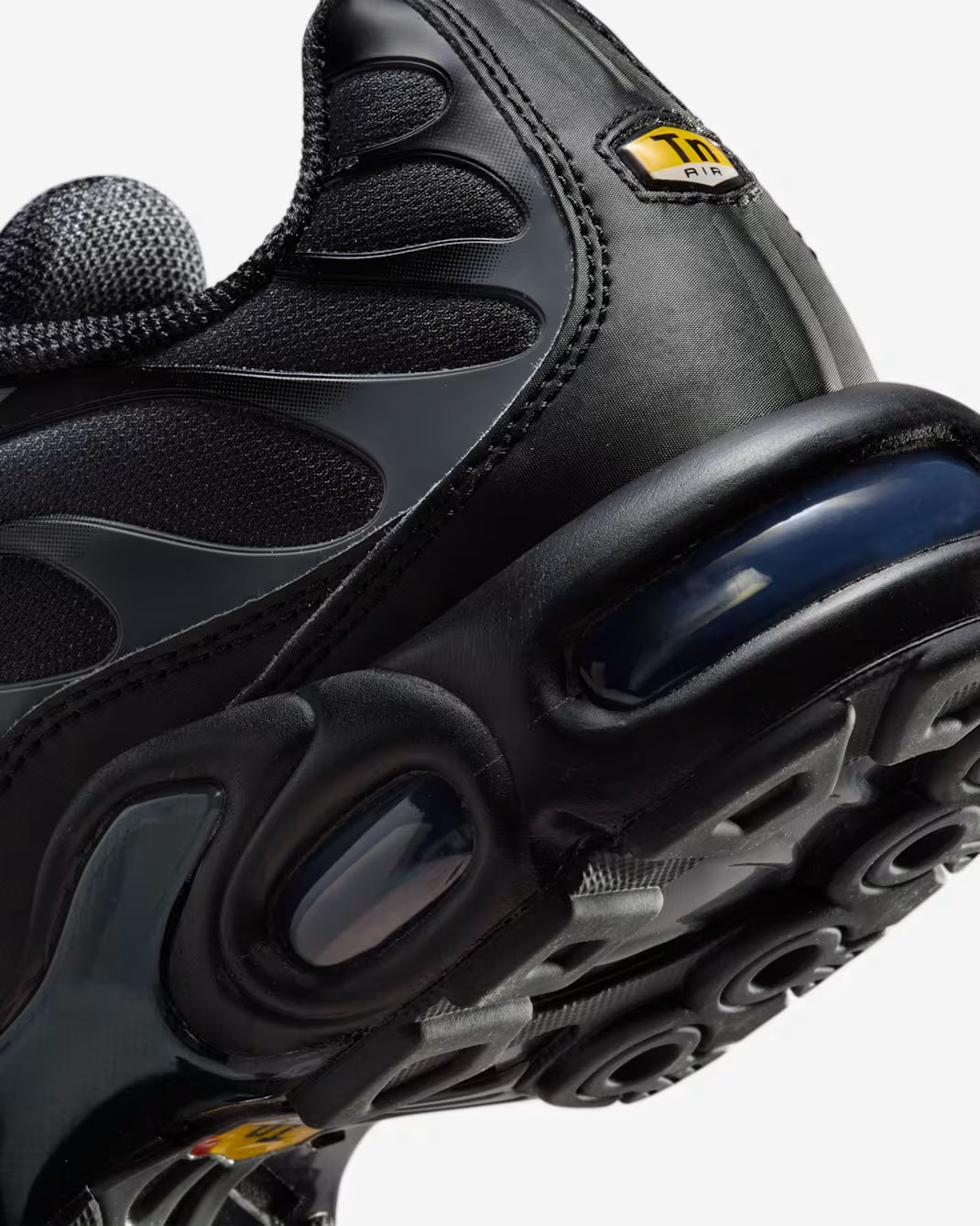 Nike Air Max Plus Black Anthracite Sail