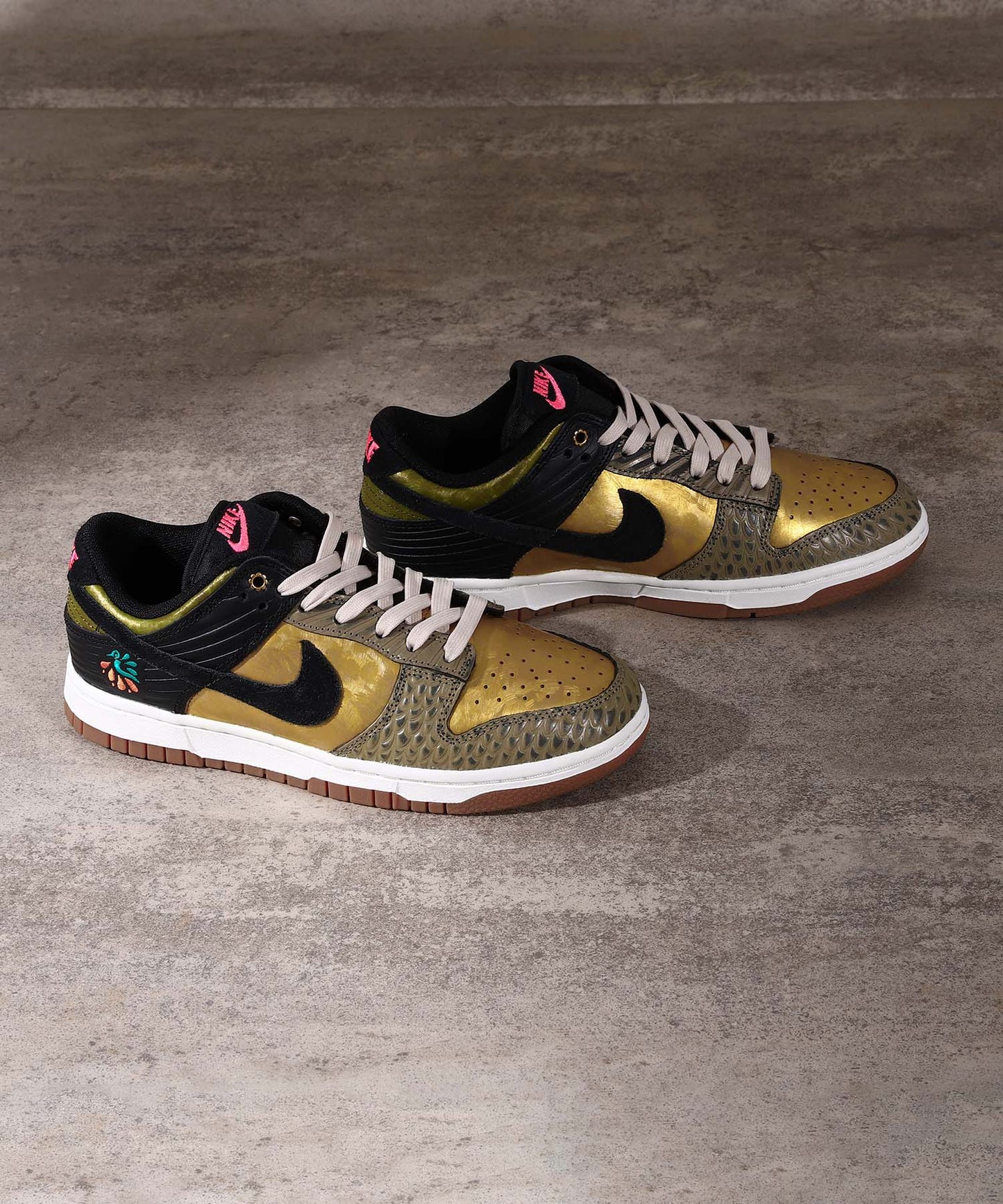 Nike Dunk Low PRM Family