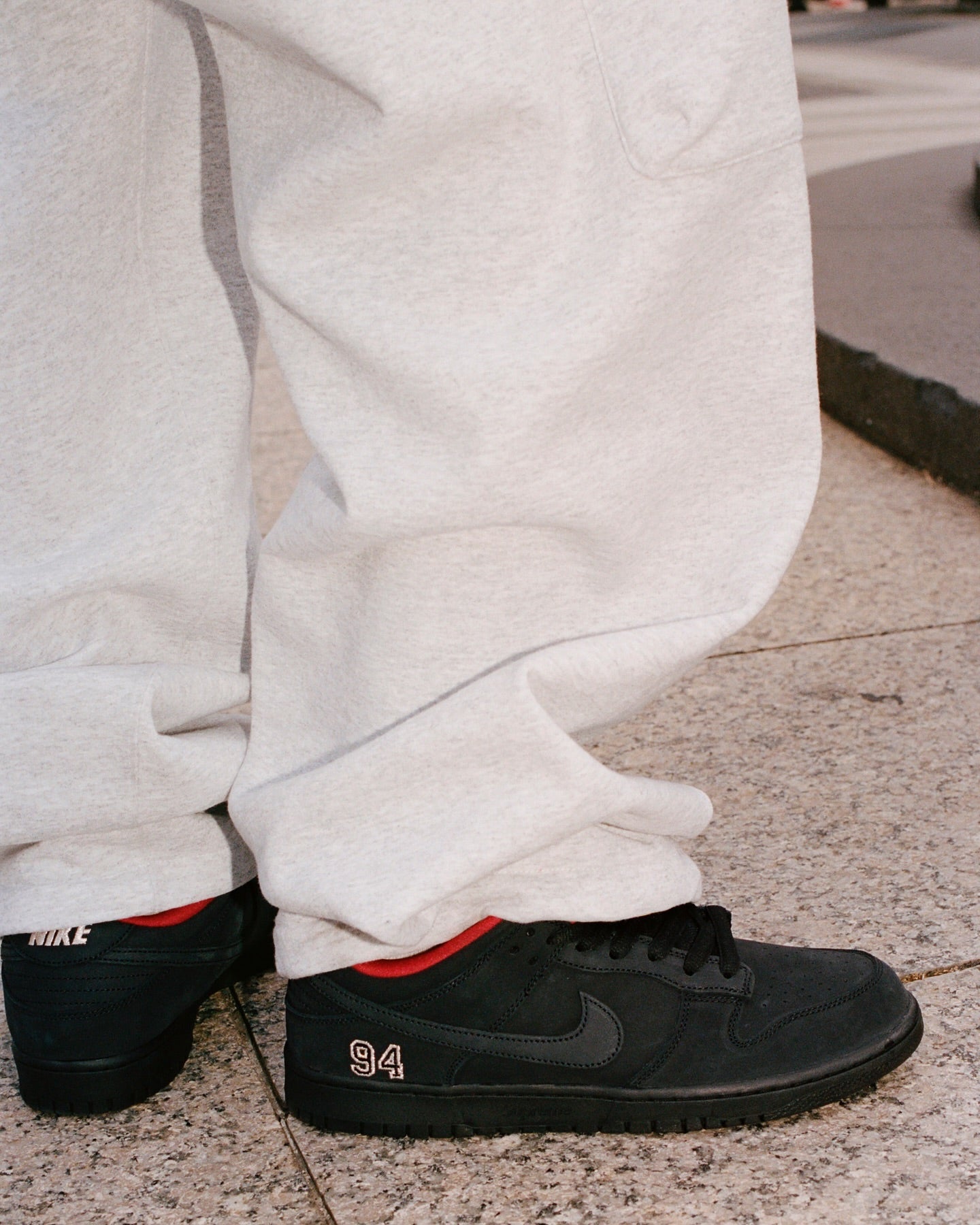 Supreme X Nike SB Dunk Low Pro Black