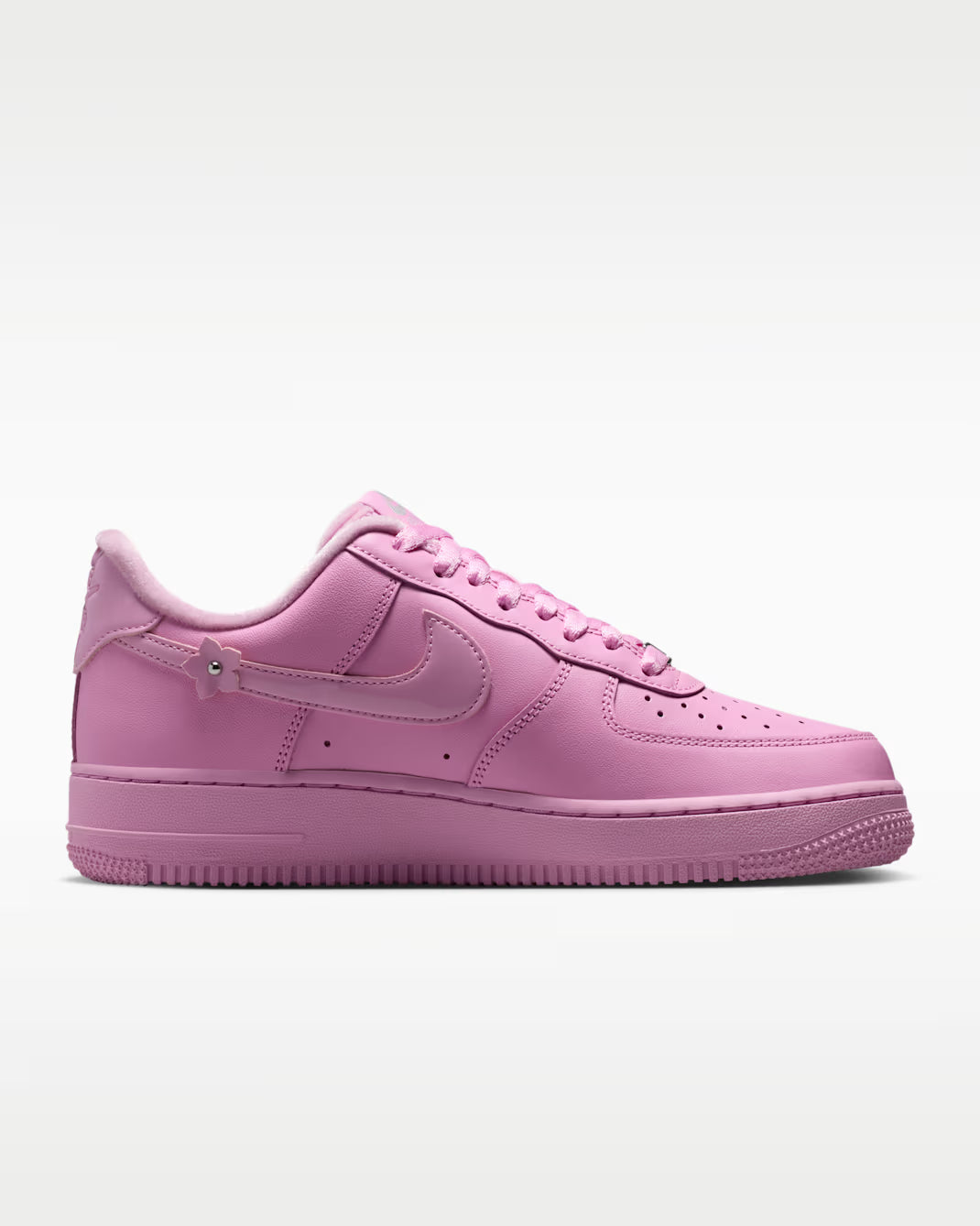 Nike Wmns Air Force 1 '07 'Pink Foam Metallic Silver'