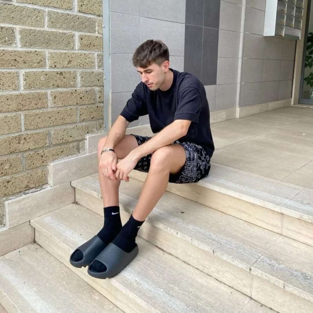 Yeezy "YZY YS-01" Slide Black